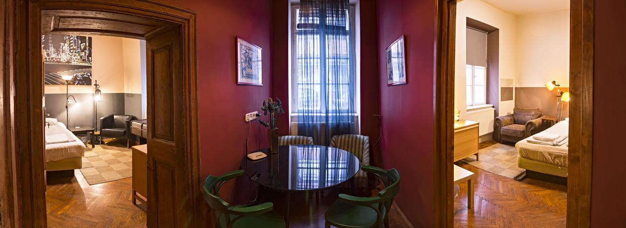 Santico Art Hotel And Hostel Budapest Esterno foto