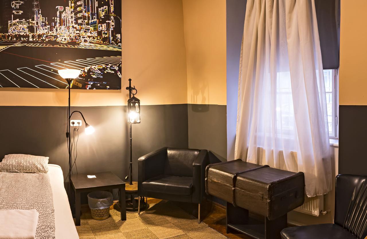 Santico Art Hotel And Hostel Budapest Esterno foto